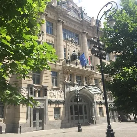 Capuccino Over The City Centre Budapest Exterior photo